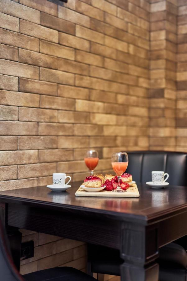 Apartment Lav In The City Centre โกตอร์ ภายนอก รูปภาพ