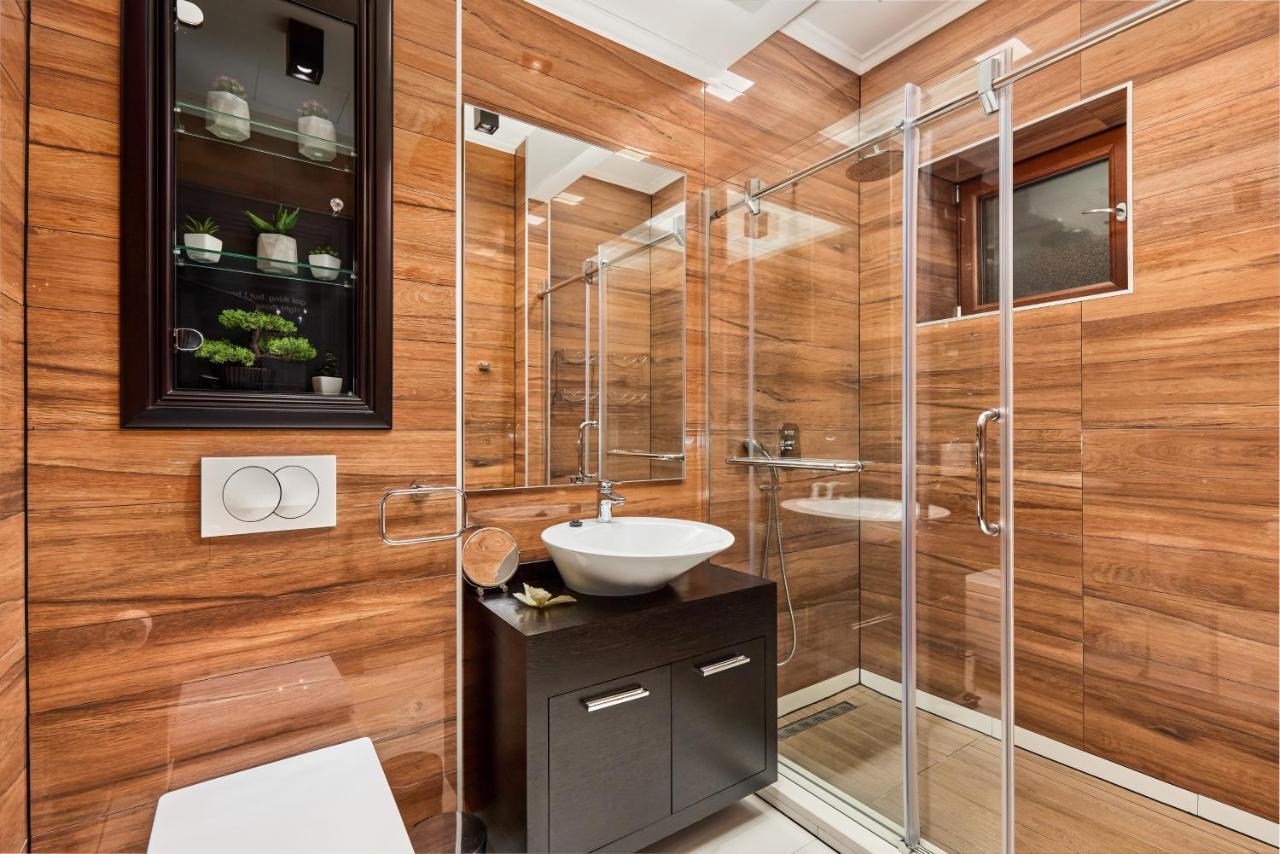 Apartment Lav In The City Centre โกตอร์ ภายนอก รูปภาพ